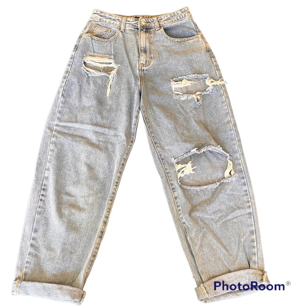 Light washed Distressed Denim Mom Jeans